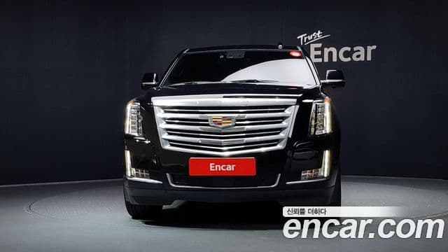 Cadillac Escalade 2020 — ფოტო 3/20
