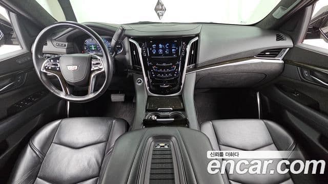 Cadillac Escalade 2020 — ფოტო 7/20