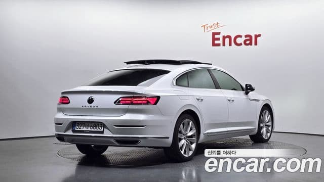 Volkswagen Arteon 2022 — ფოტო 2/20
