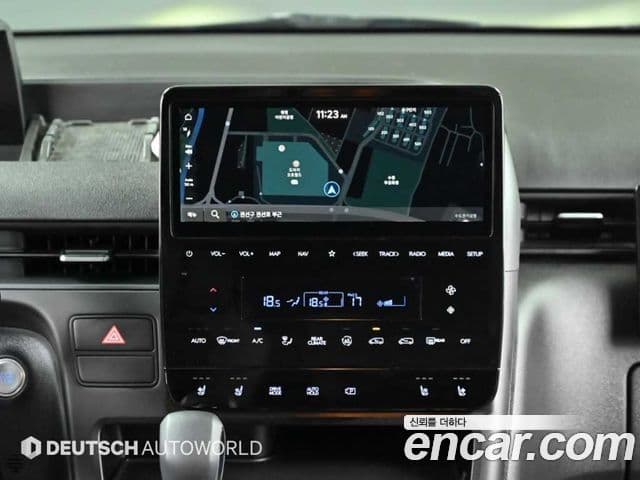 Hyundai Staria 2023 — ფოტო 14/20