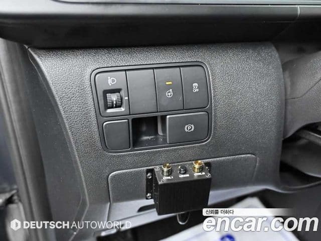 Hyundai Staria 2023 — ფოტო 16/20