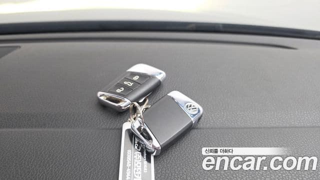 Volkswagen Passat GT 2021 — Şəkil 15/20