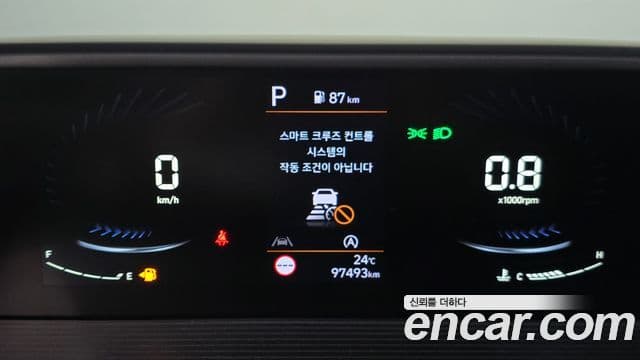 Hyundai Staria 2023 — Фото 8/20