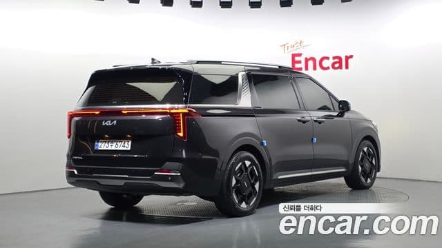 Kia Carnival 2025 — ფოტო 2/20