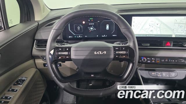 Kia Carnival 2025 — ფოტო 13/20