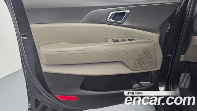 Kia Carnival 2025 — Photo 15/34