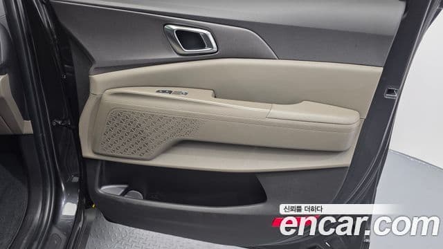 Kia Carnival 2025 — Photo 32/34