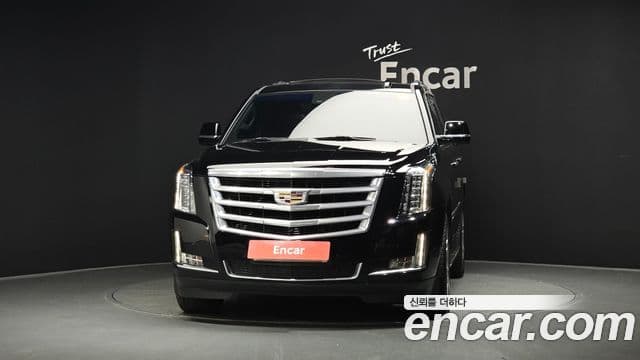 Cadillac Escalade 2018 — Şəkil 3/20