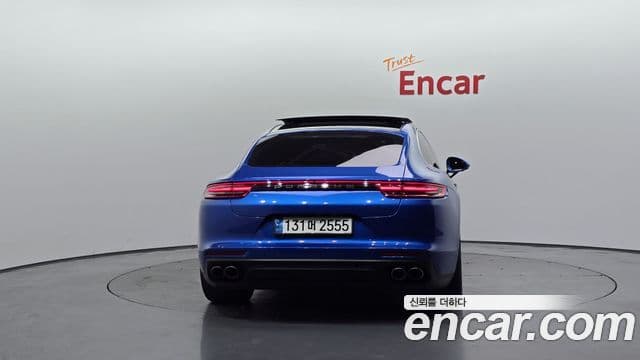 Porsche Panamera 2018 — ფოტო 20/20