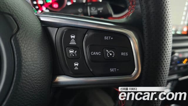 Jeep Gladiator 2021 — ფოტო 20/20