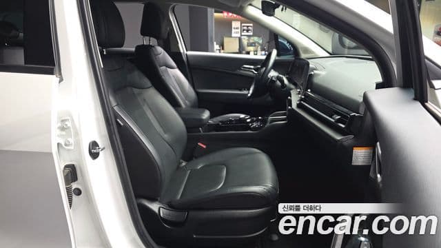 Kia Sportage 2021 — ფოტო 11/20