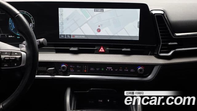 Kia Sportage 2021 — ფოტო 14/20