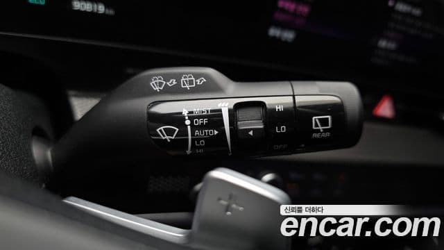 Kia Sportage 2021 — ფოტო 17/20