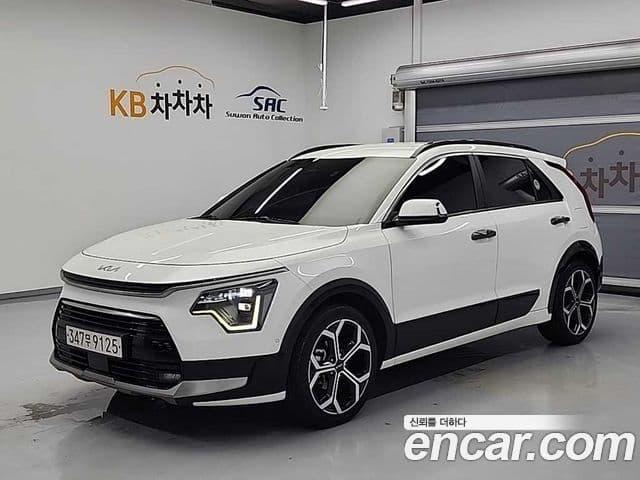Kia Niro 2022 — ფოტო 20/20