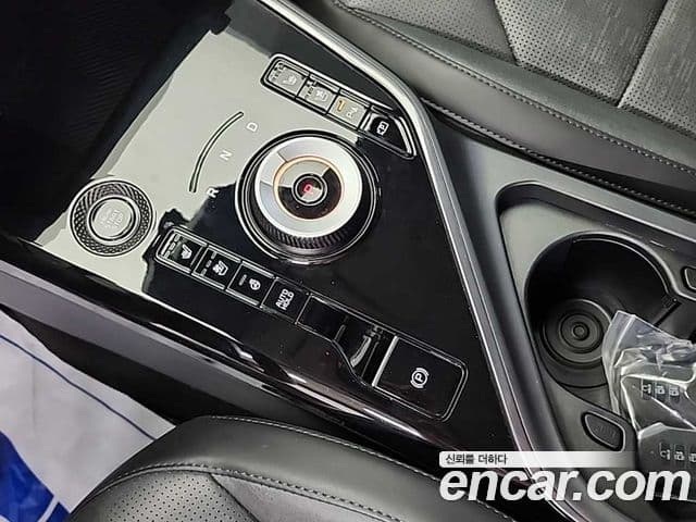 Kia Niro 2022 — ფოტო 7/20