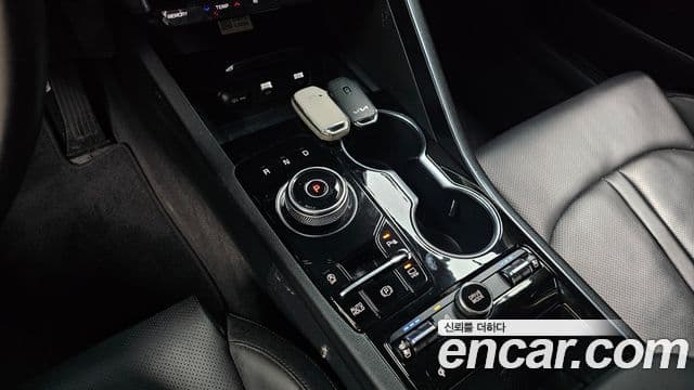 Kia K5 2023 — ფოტო 9/20