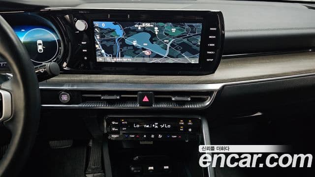 Kia K5 2023 — ფოტო 15/20