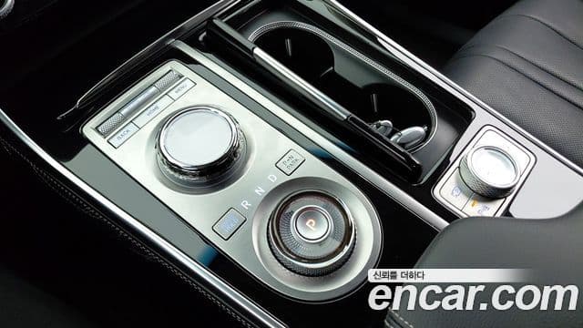 Genesis GV80 2023 — ფოტო 7/20