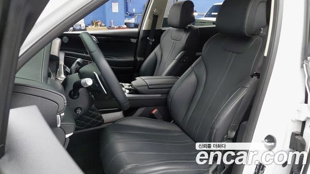 Genesis GV80 2023 — ფოტო 8/20