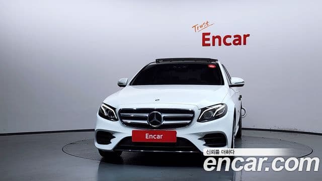 Mercedes-Benz E-Class 2019 — ფოტო 3/20
