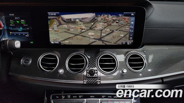 Mercedes-Benz E-Class 2019 — ფოტო 12/20