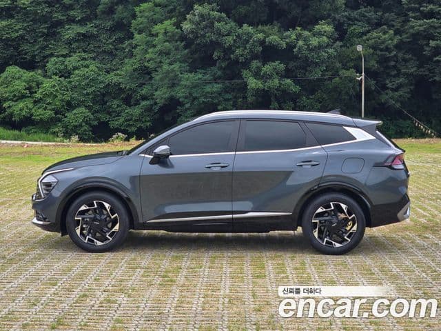 Kia Sportage 2024 — ფოტო 5/20
