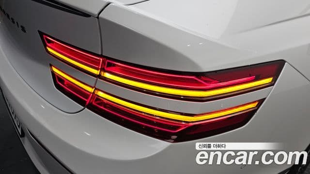 Genesis G80 2021 — Photo 3/30