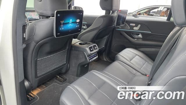 Mercedes-Benz GLS-Class 2021 — Фото 19/20