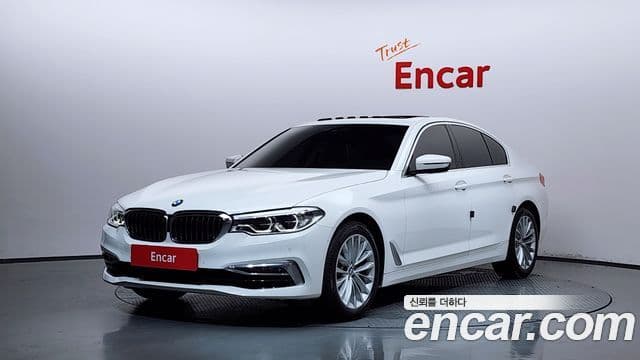 BMW 5 Series 2020 — Şəkil 1/20