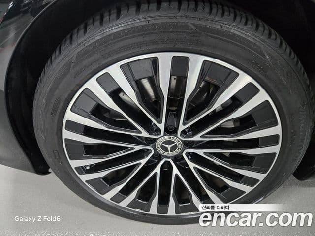 Mercedes-Benz S-Class 2023 — ფოტო 16/17