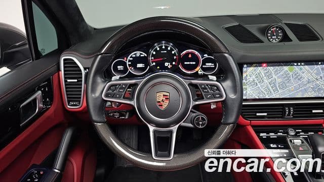 Porsche Cayenne 2020 — Şəkil 13/20