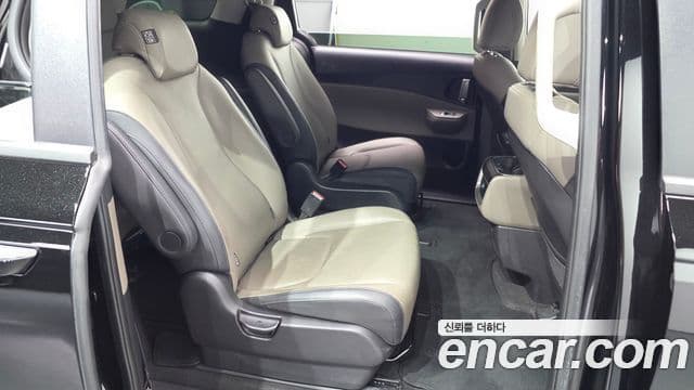 Kia Carnival 2024 — Фото 11/20