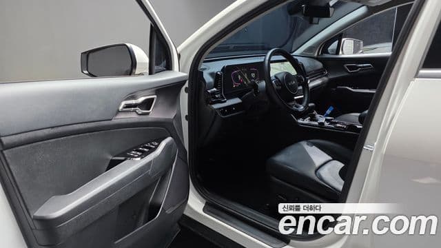 Kia Sportage 2024 — ფოტო 10/20