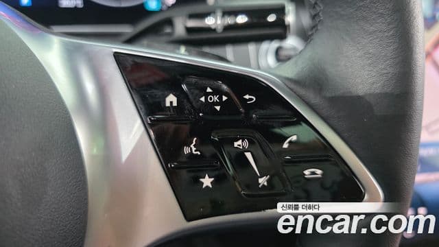 Mercedes-Benz C-Class 2023 — ფოტო 16/20