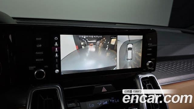 Kia Sorento 2022 — Фото 15/20