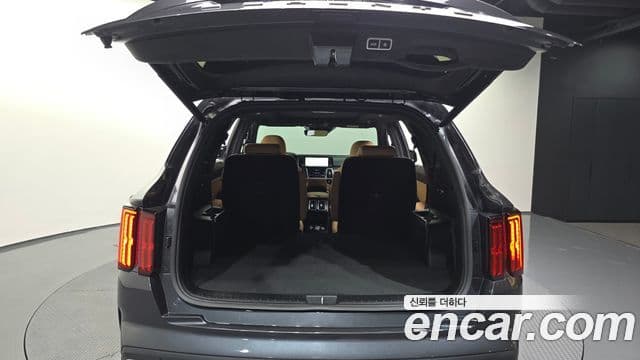 Kia Sorento 2022 — Фото 20/20