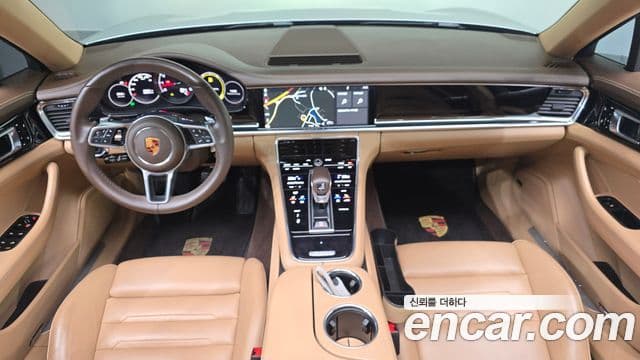 Porsche Panamera 2018 — Şəkil 7/20