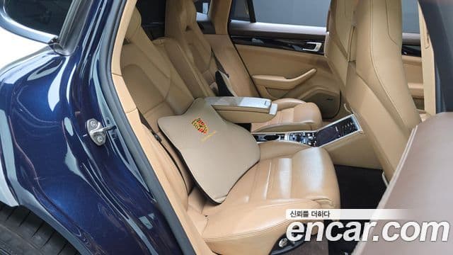 Porsche Panamera 2018 — Şəkil 11/20