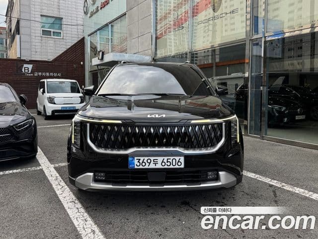 Kia Carnival 2025 — Şəkil 2/20