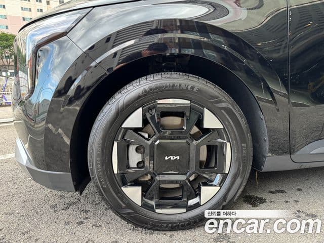 Kia Carnival 2025 — фото 4 из 20