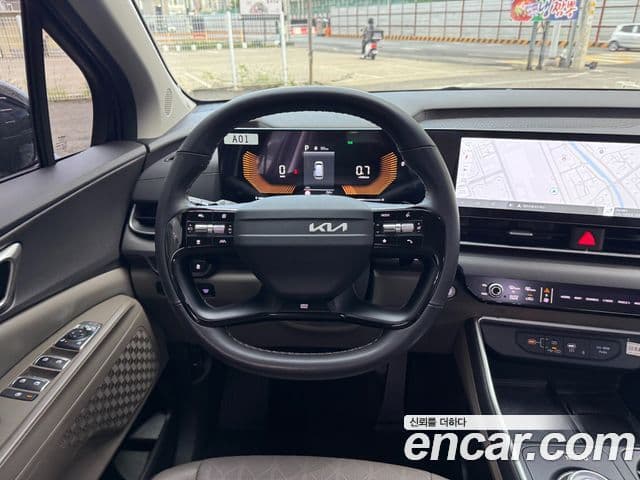 Kia Carnival 2025 — Şəkil 8/20