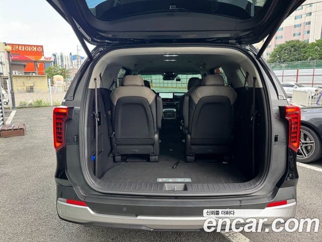 Kia Carnival 2025 — Şəkil 19/20
