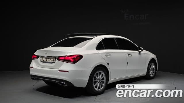 Mercedes-Benz A-Class 2020 — Şəkil 10/30