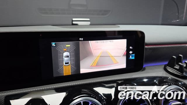 Mercedes-Benz A-Class 2020 — Şəkil 25/30