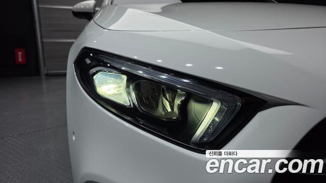 Mercedes-Benz A-Class 2020 — Şəkil 18/30