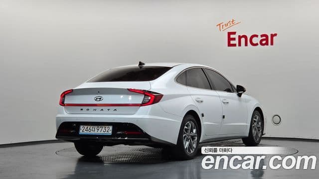Hyundai Sonata 2022 — ფოტო 1/20