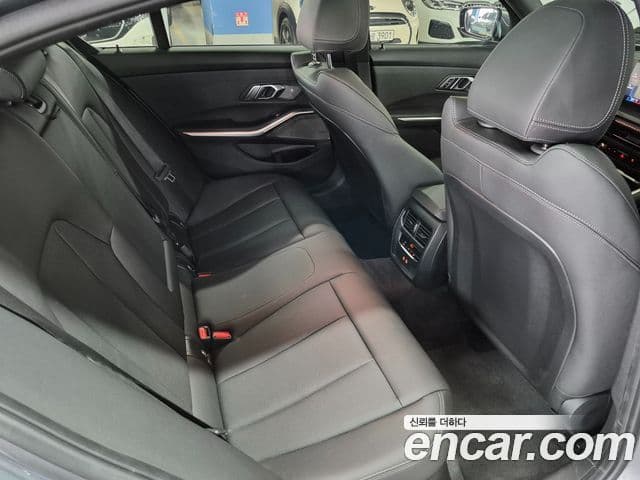 BMW 3 Series 2026 — Şəkil 19/20