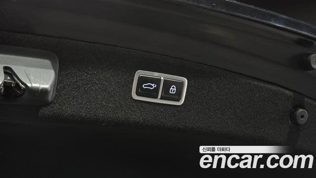 Genesis Electrified G80 2022 — фото 20 из 20