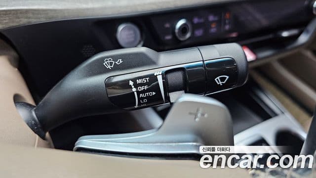 Kia K8 2021 — Şəkil 17/20