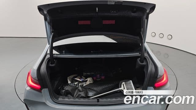 BMW M3 2025 — Photo 19/34